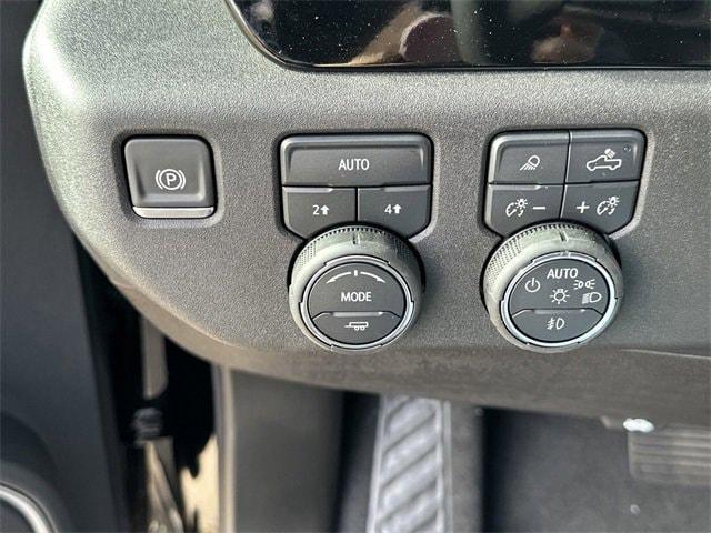 new 2025 Chevrolet Silverado 1500 car, priced at $57,376