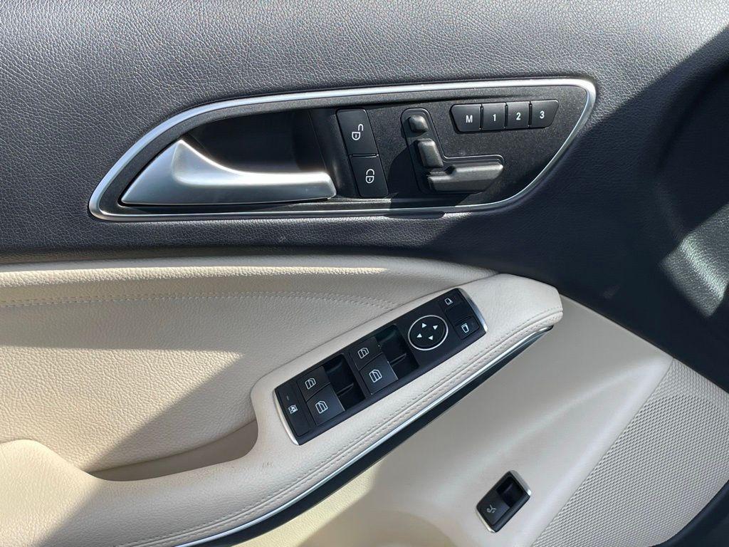 used 2017 Mercedes-Benz GLA 250 car, priced at $15,155