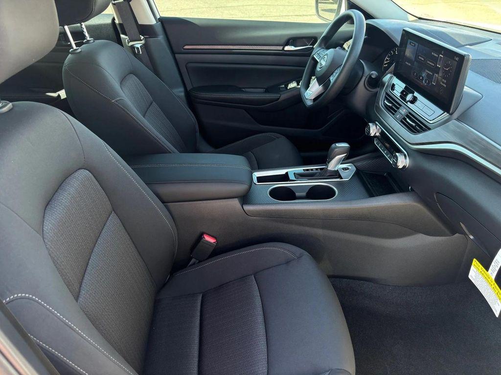 new 2025 Nissan Altima car, priced at $25,997