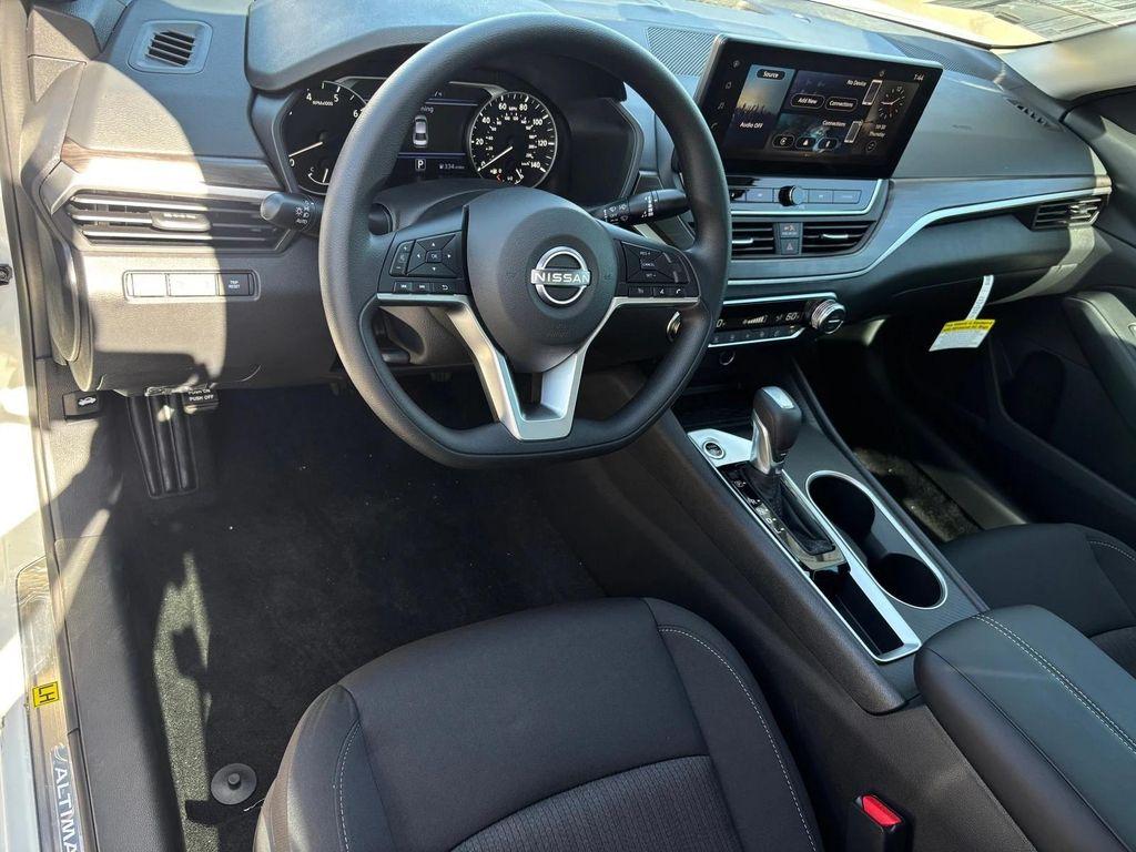 new 2025 Nissan Altima car, priced at $25,997