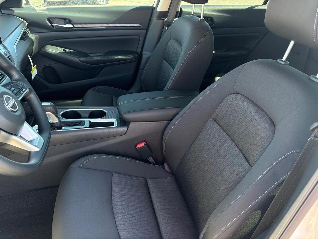 new 2025 Nissan Altima car, priced at $25,997