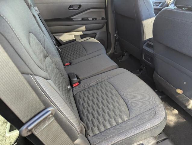 new 2025 Nissan Pathfinder car, priced at $29,887