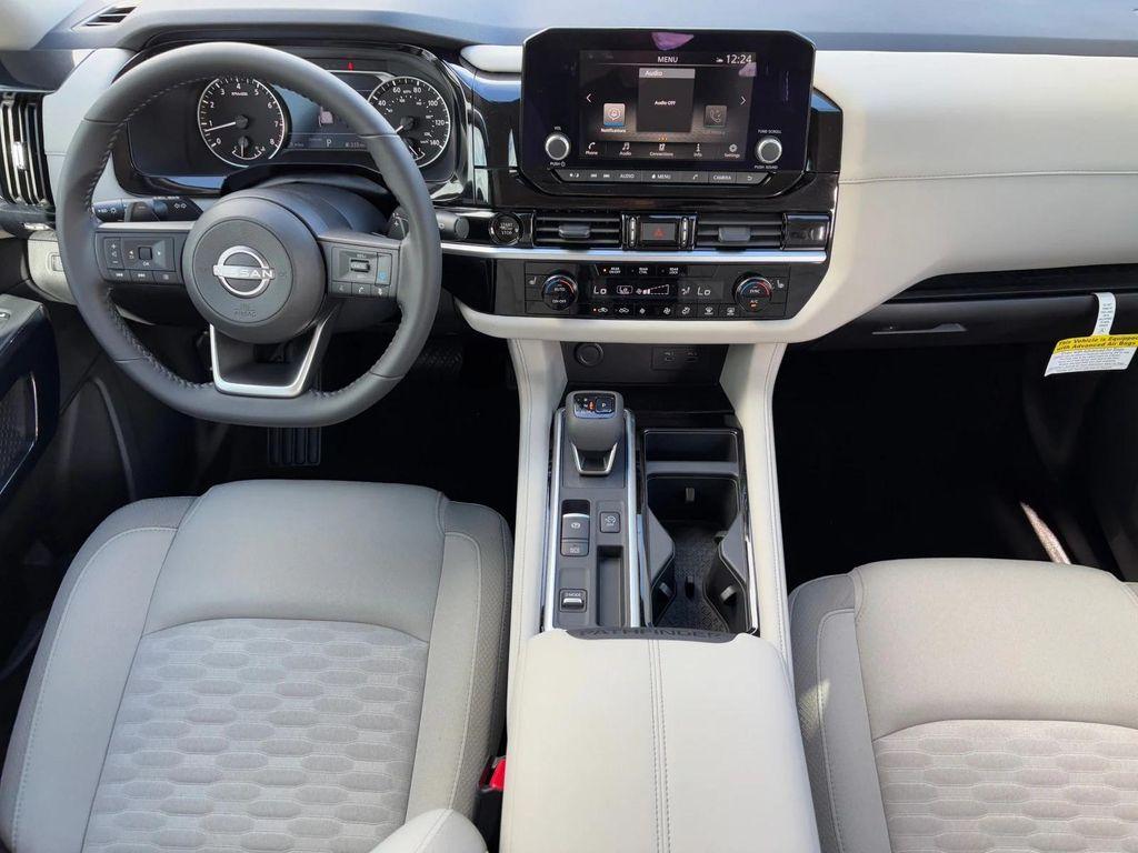 new 2025 Nissan Pathfinder car, priced at $31,980