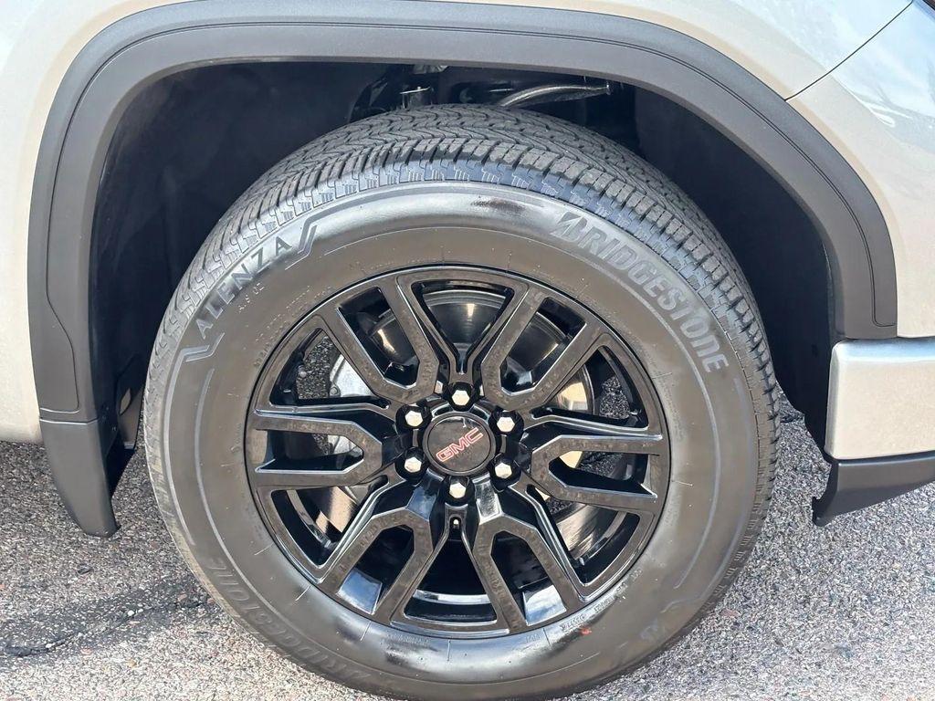 used 2023 GMC Sierra 1500 car, priced at $35,998