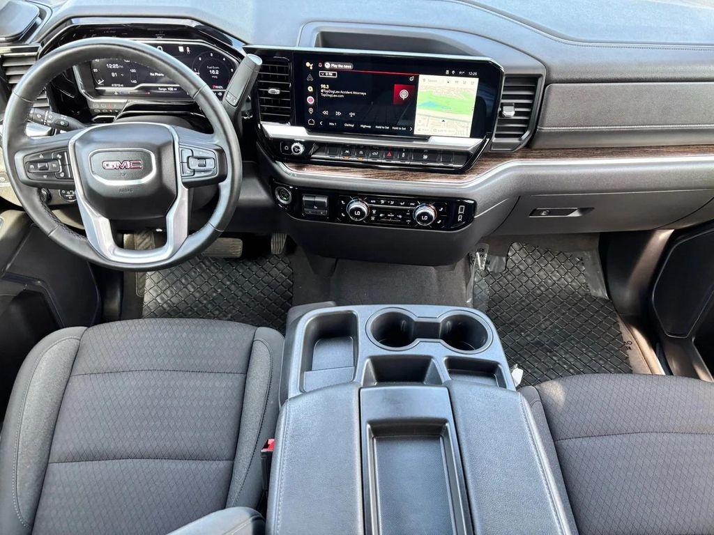 used 2023 GMC Sierra 1500 car, priced at $35,998