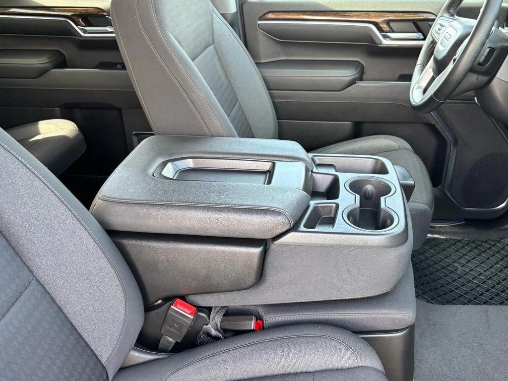 used 2023 GMC Sierra 1500 car, priced at $35,998