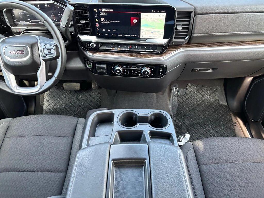 used 2023 GMC Sierra 1500 car, priced at $35,998