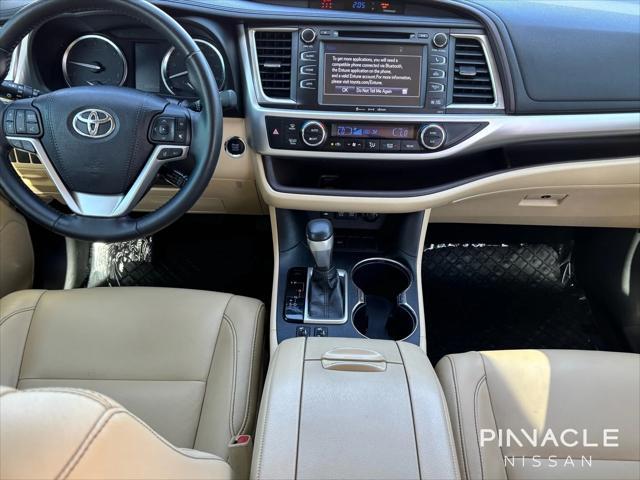 used 2018 Toyota Highlander car, priced at $25,589