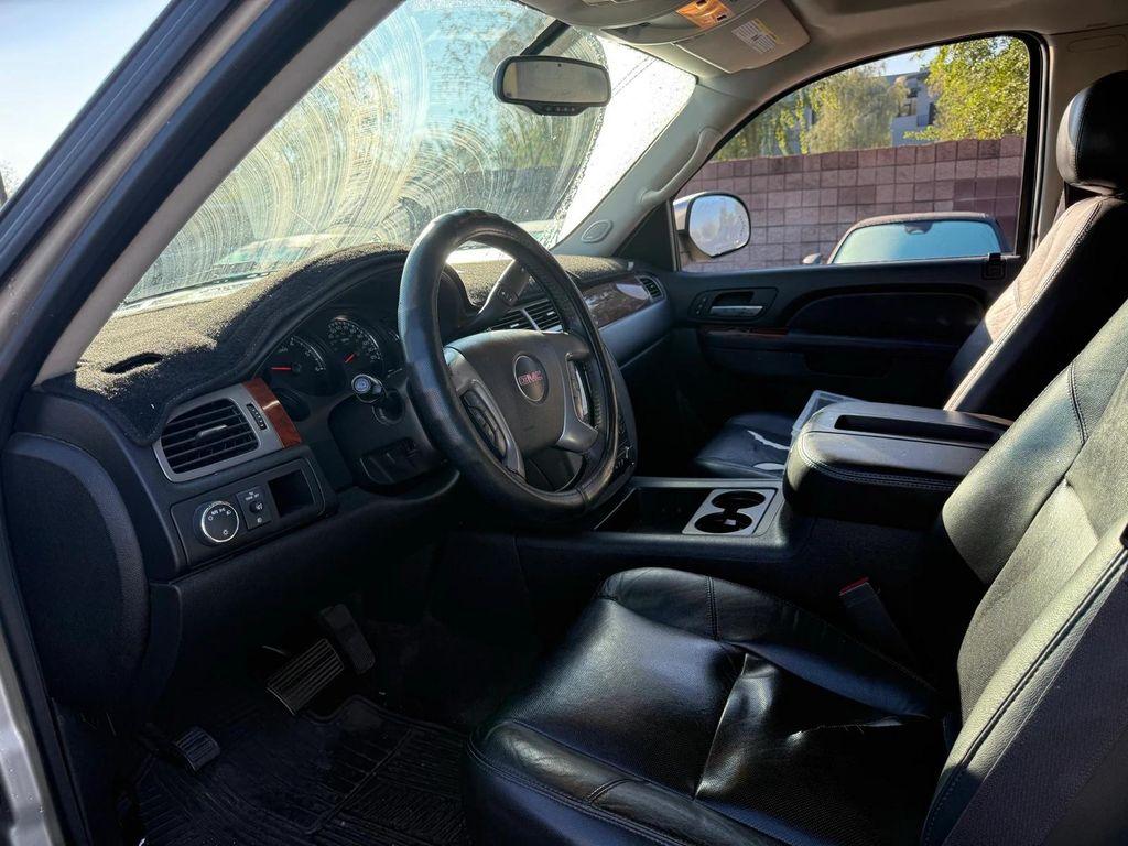 used 2014 GMC Yukon car, priced at $10,000