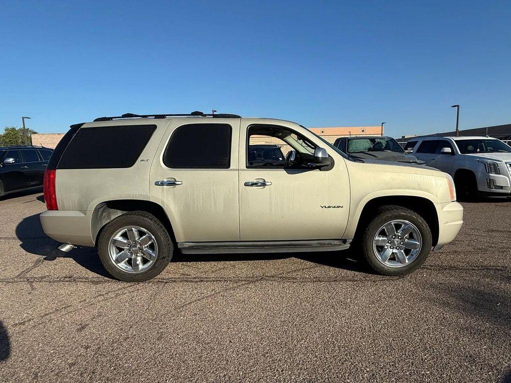 used 2014 GMC Yukon car, priced at $10,000