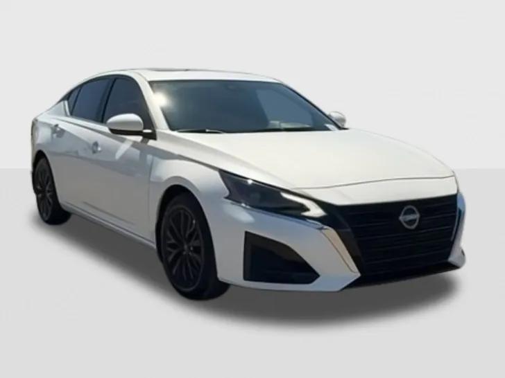 new 2025 Nissan Altima car, priced at $27,818