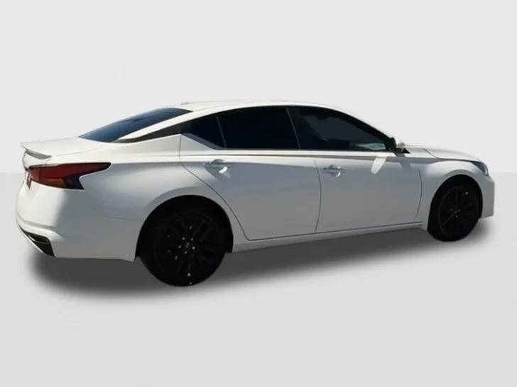 new 2025 Nissan Altima car, priced at $27,818