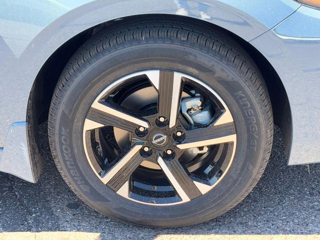 new 2025 Nissan Sentra car, priced at $23,100