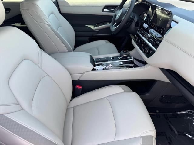 new 2025 Nissan Pathfinder car, priced at $44,030