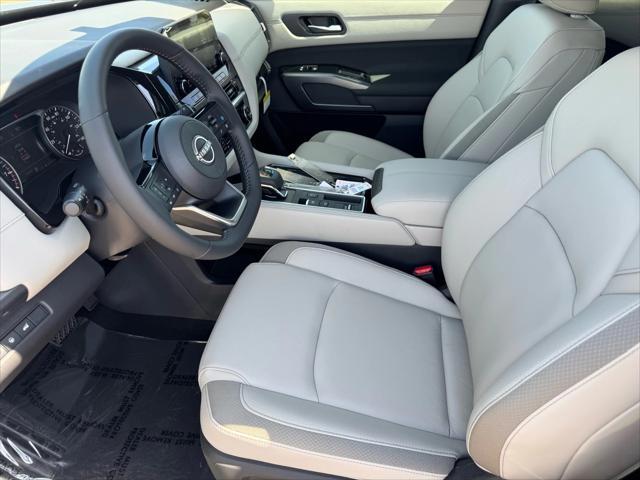 new 2025 Nissan Pathfinder car, priced at $44,030
