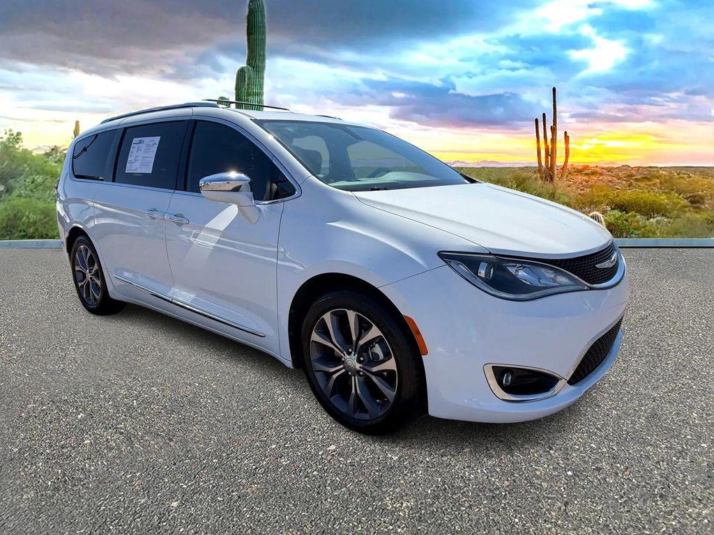 used 2018 Chrysler Pacifica car, priced at $15,471