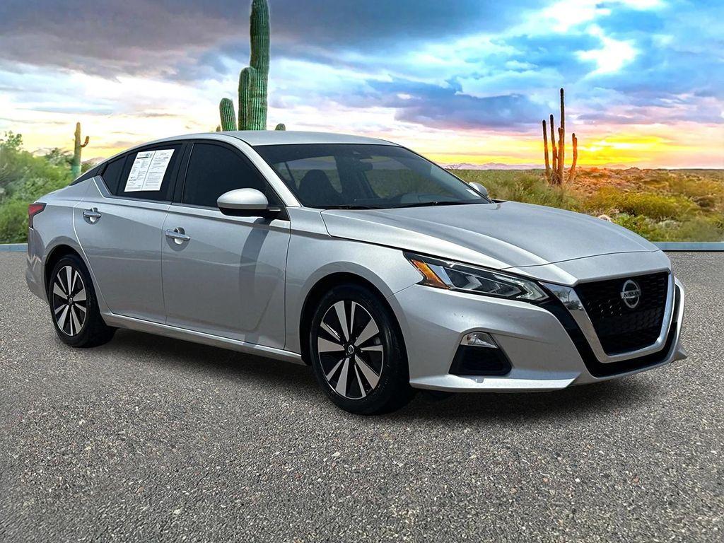 used 2022 Nissan Altima car, priced at $18,999