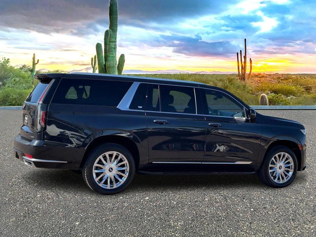 used 2023 Cadillac Escalade ESV car, priced at $67,788