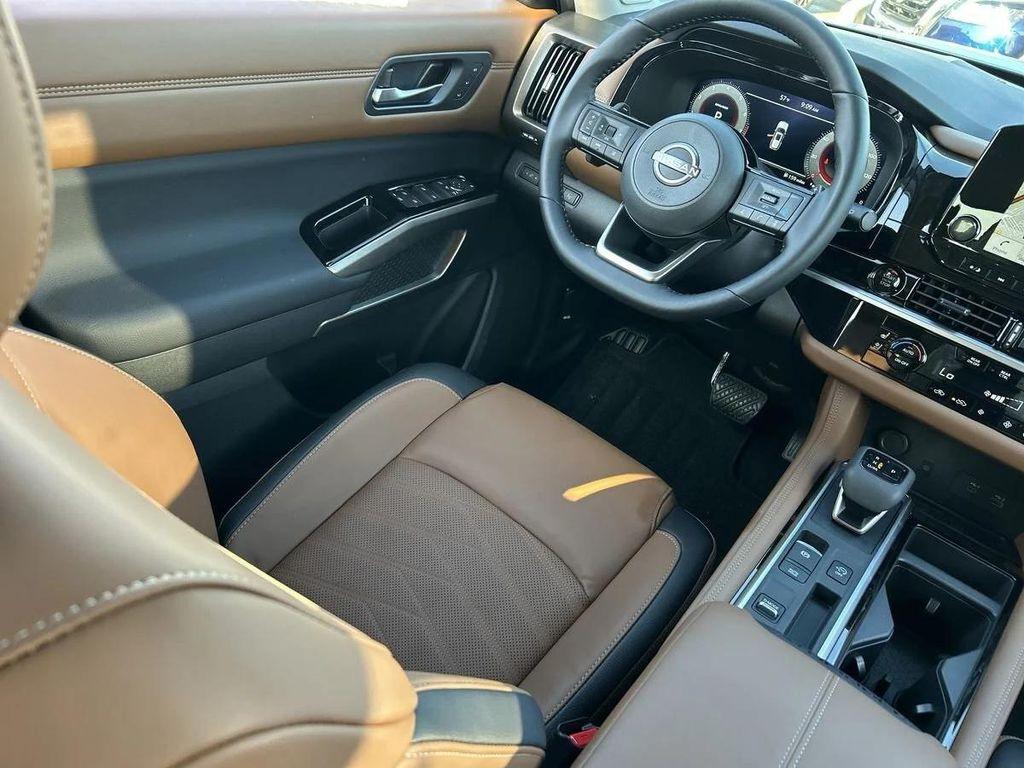 new 2025 Nissan Pathfinder car, priced at $46,751