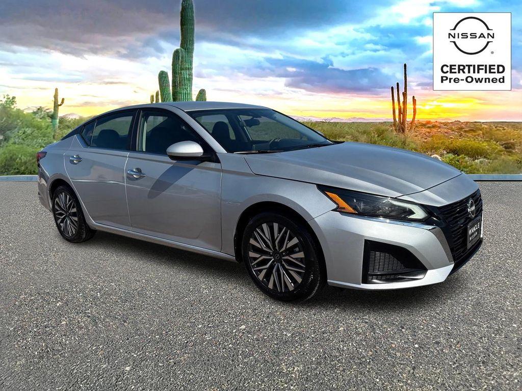 used 2023 Nissan Altima car, priced at $17,999