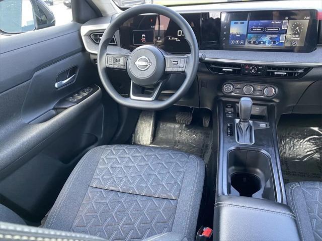 new 2025 Nissan Kicks car, priced at $25,684