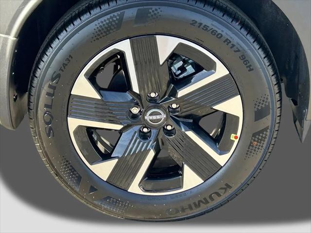 new 2025 Nissan Kicks car, priced at $25,684