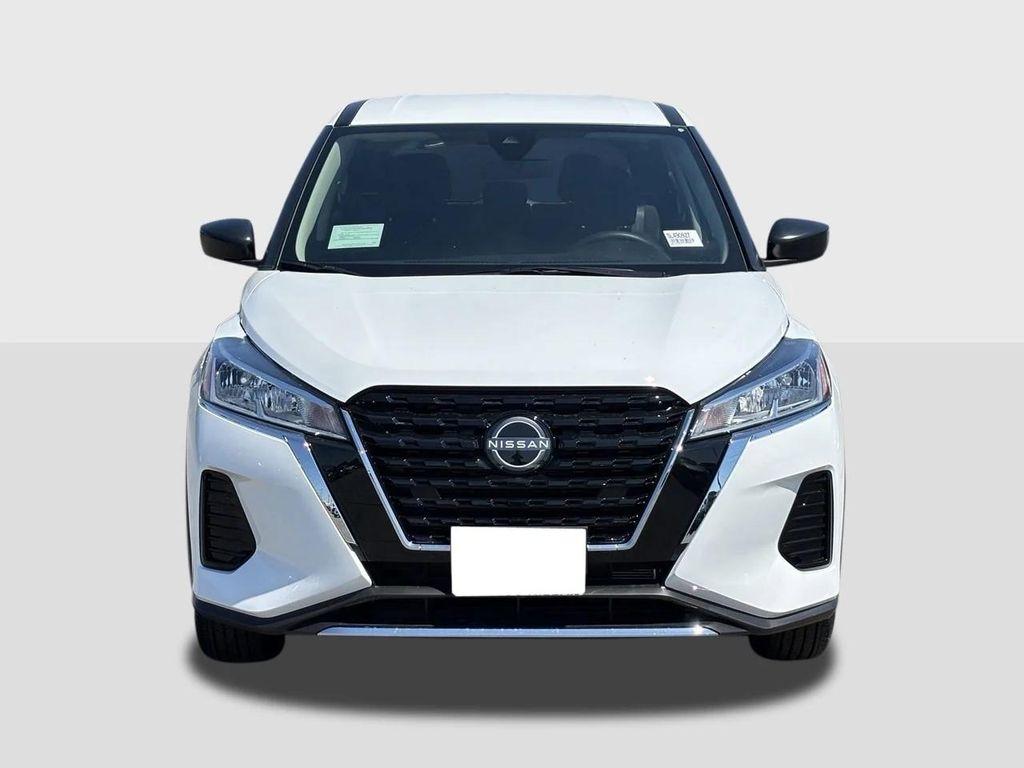 new 2025 Nissan Kicks car, priced at $23,014