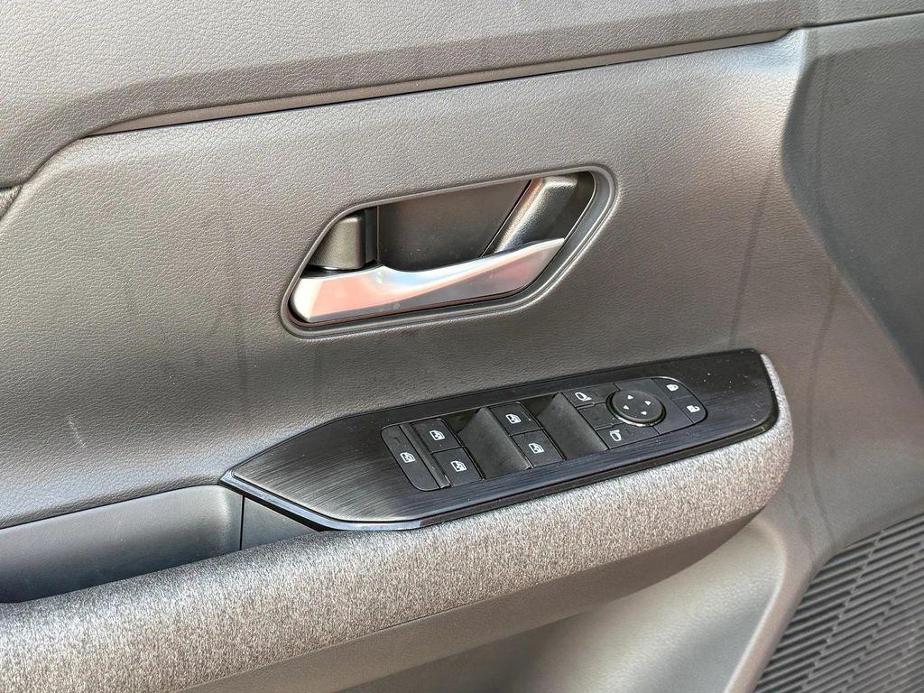 new 2025 Nissan Kicks car, priced at $25,231