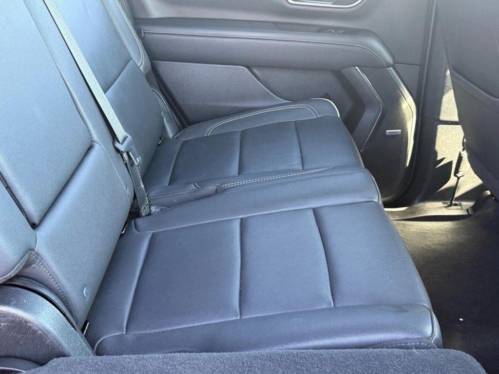 used 2023 GMC Yukon car, priced at $43,577