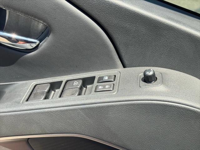 new 2025 Nissan Frontier car, priced at $40,225