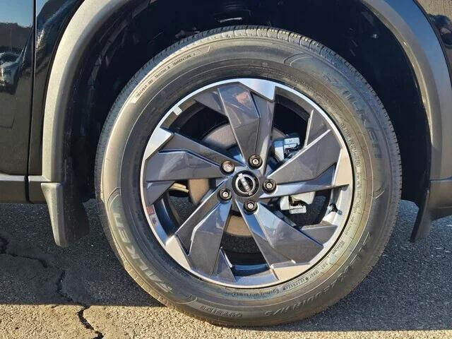 new 2025 Nissan Rogue car, priced at $33,985