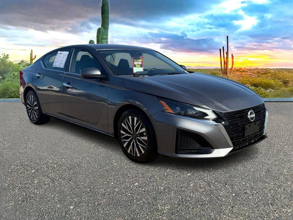 used 2023 Nissan Altima car, priced at $17,584