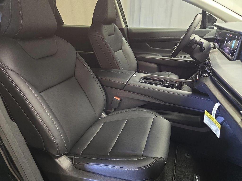 new 2025 Nissan Murano car, priced at $33,994