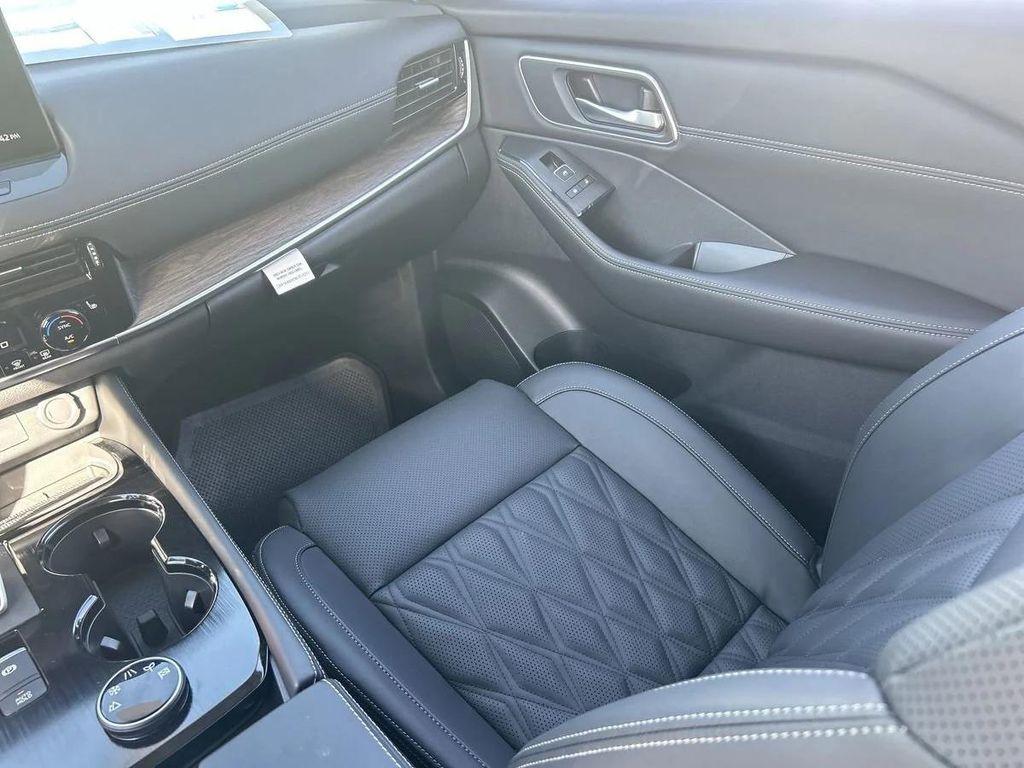 new 2025 Nissan Rogue car, priced at $39,828