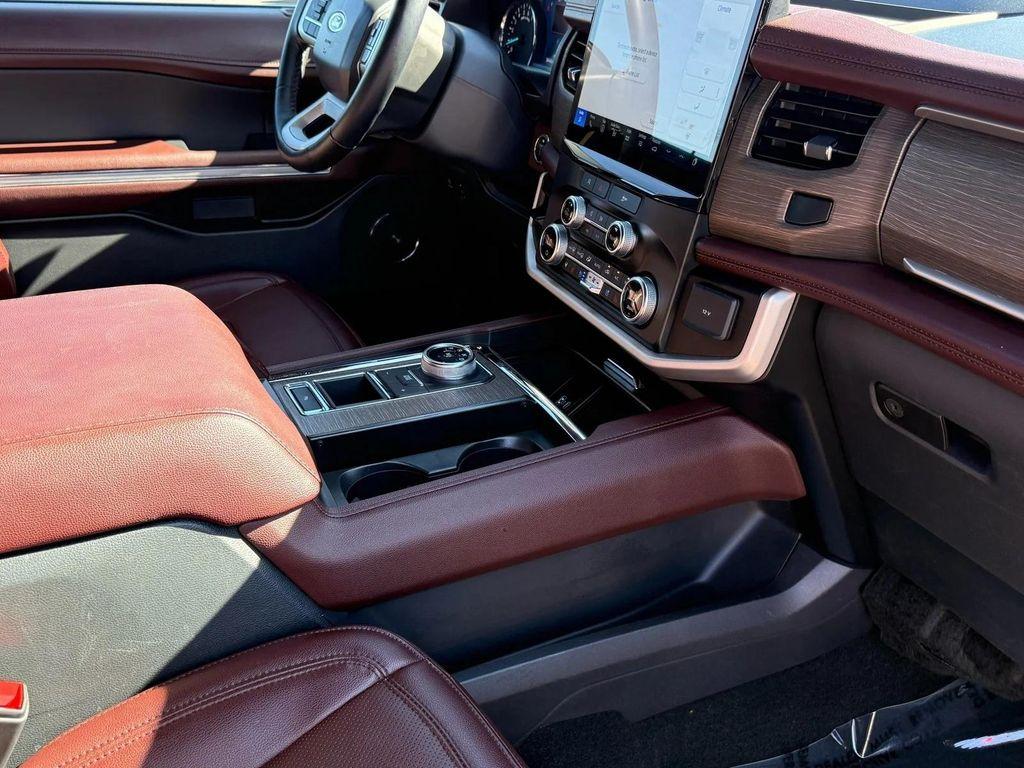 used 2024 Ford Expedition Max car, priced at $50,415