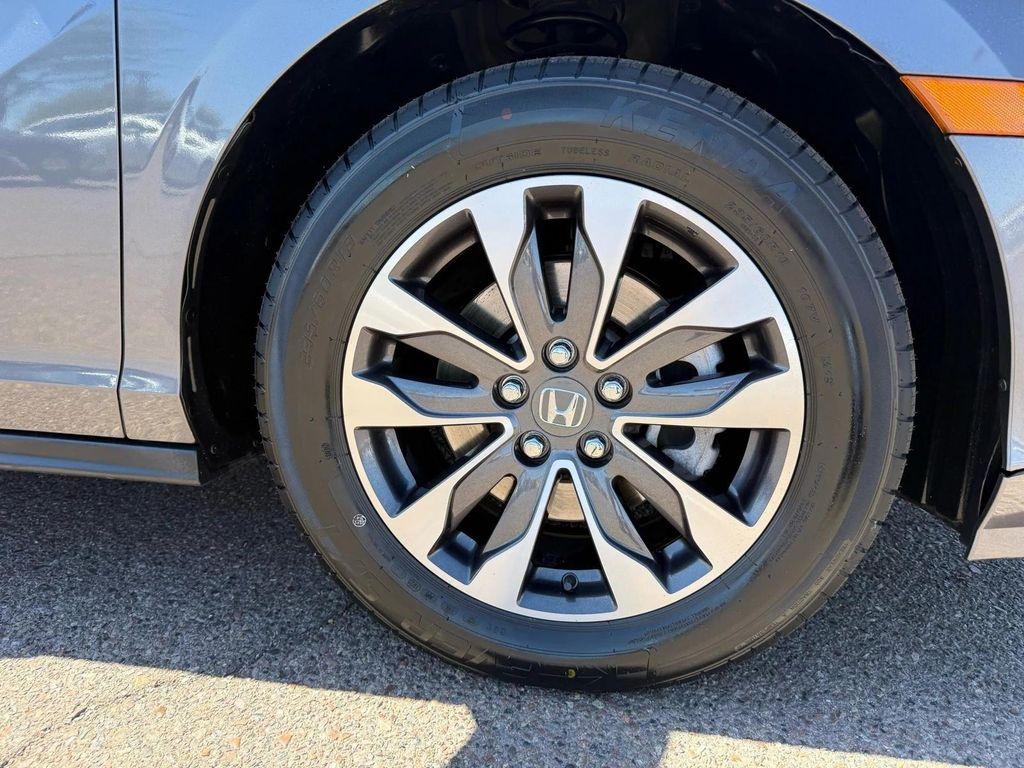 used 2024 Honda Odyssey car, priced at $34,487