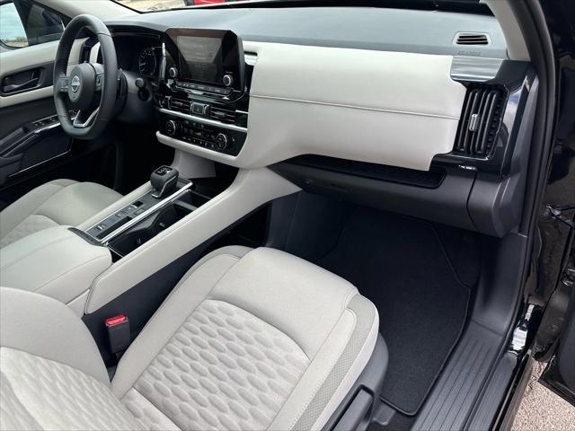 used 2025 Nissan Pathfinder car, priced at $41,799