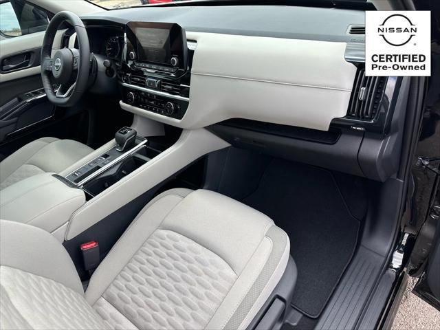 used 2025 Nissan Pathfinder car, priced at $33,989