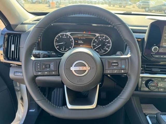 new 2025 Nissan Pathfinder car, priced at $42,225