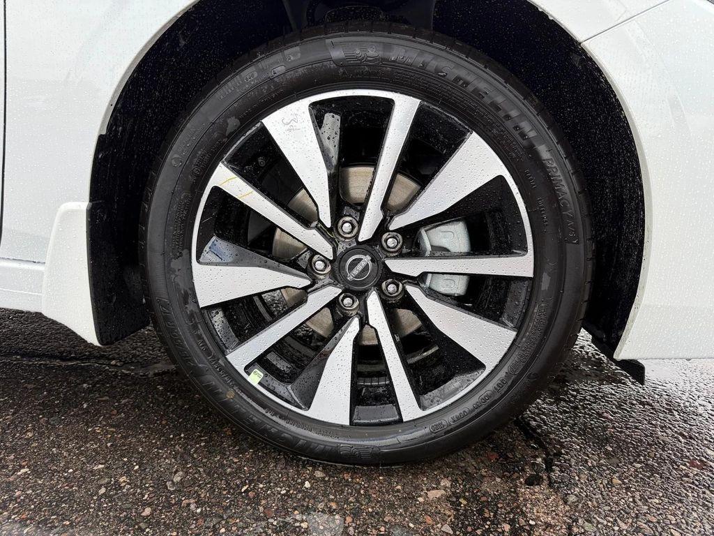 new 2025 Nissan Sentra car, priced at $25,920