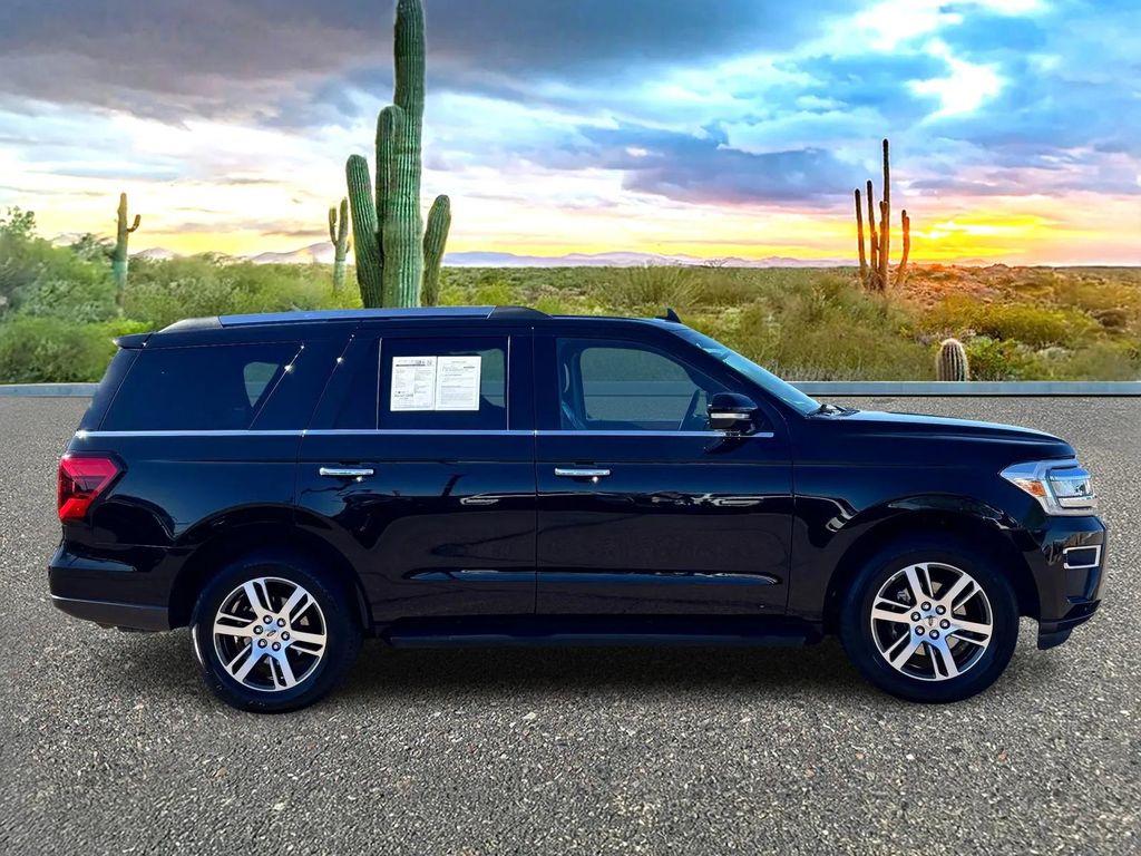 used 2024 Ford Expedition car, priced at $45,983