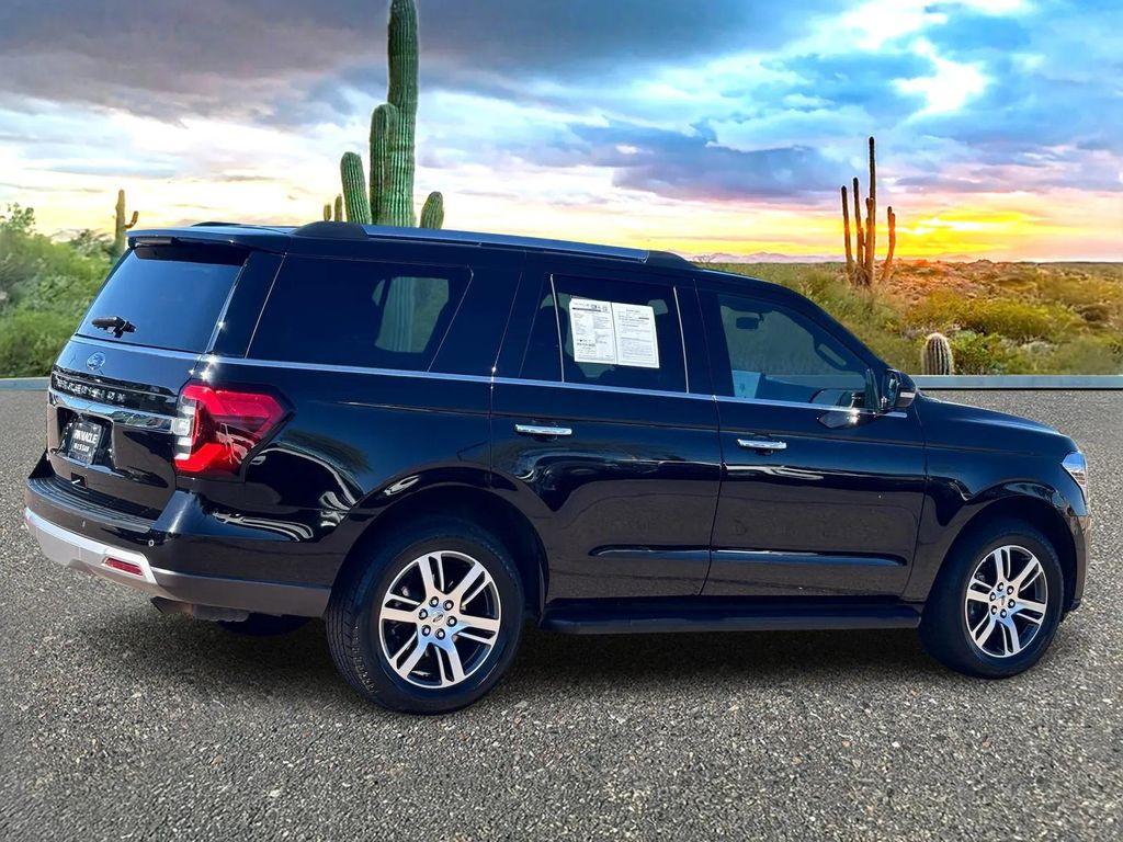 used 2024 Ford Expedition car, priced at $45,983