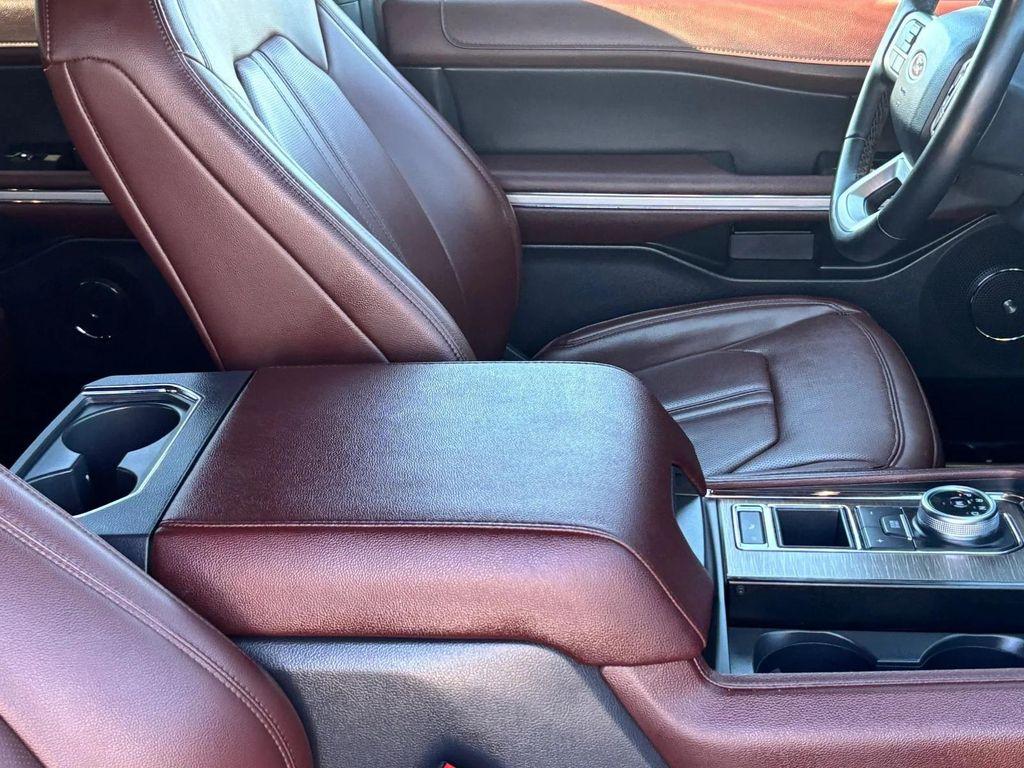 used 2024 Ford Expedition car, priced at $45,983