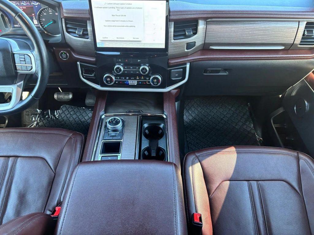 used 2024 Ford Expedition car, priced at $45,983