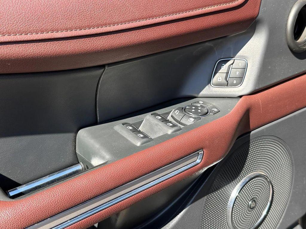 used 2024 Ford Expedition car, priced at $47,887