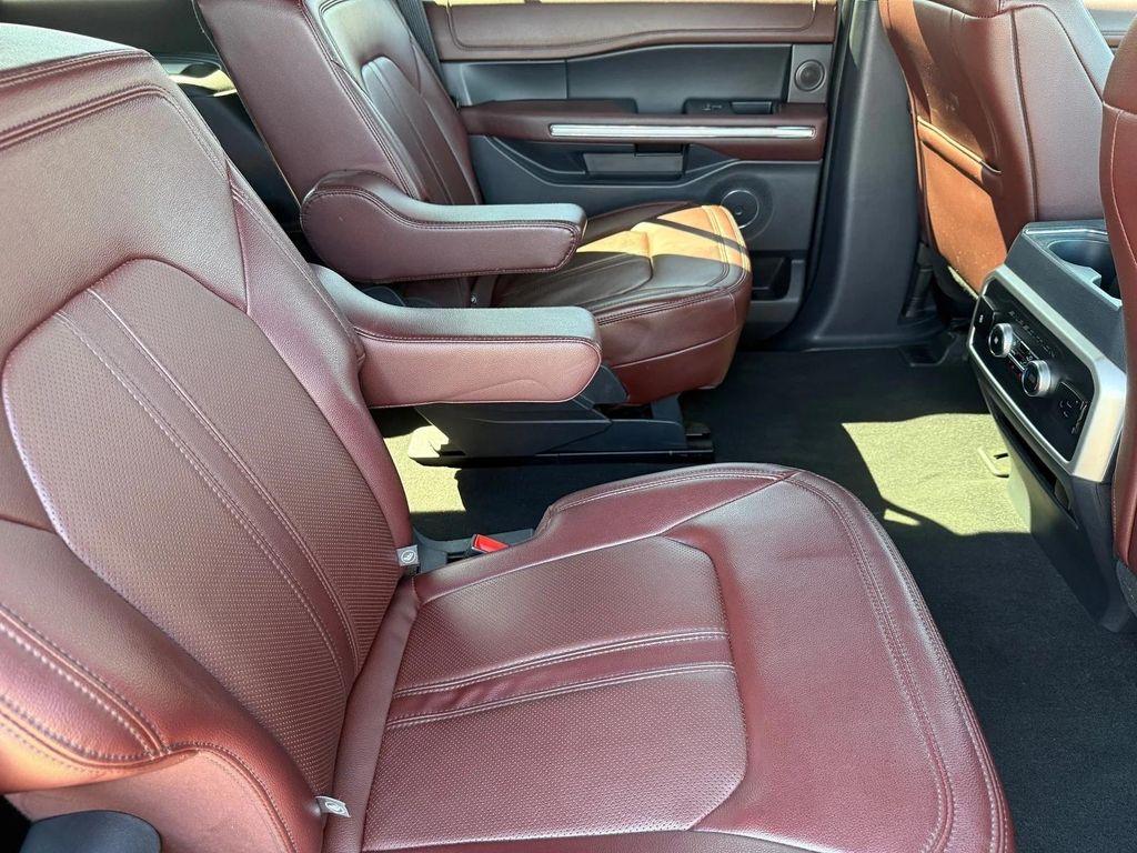 used 2024 Ford Expedition car, priced at $47,887