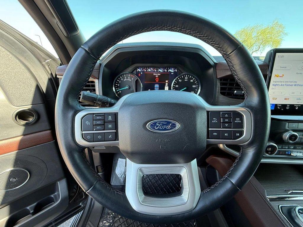 used 2024 Ford Expedition car, priced at $47,887