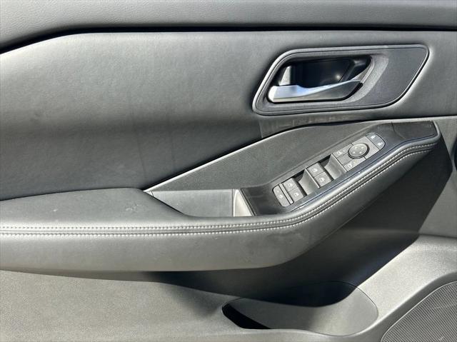 new 2025 Nissan Rogue car, priced at $31,895