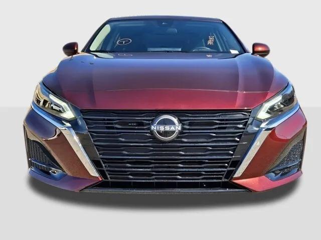 new 2025 Nissan Altima car, priced at $30,555