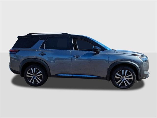 new 2024 Nissan Pathfinder car, priced at $46,539